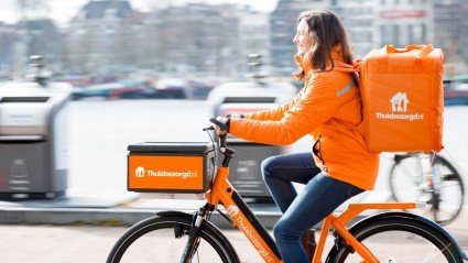 Just Eat Takeaway breidt samenwerking met Amazon uit